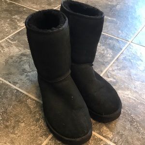 Classic Short Black Ugg Boots
